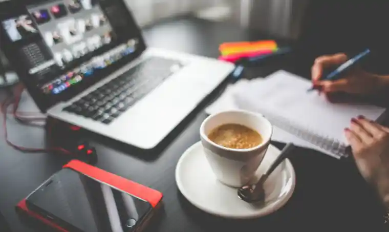 Desenvolva habilidades para o mercado de trabalho com nossas graduações